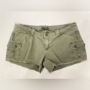 Y2K Women's American Eagle Low Rise Cargo Olive Green Short Shorts Cut Offs Prep